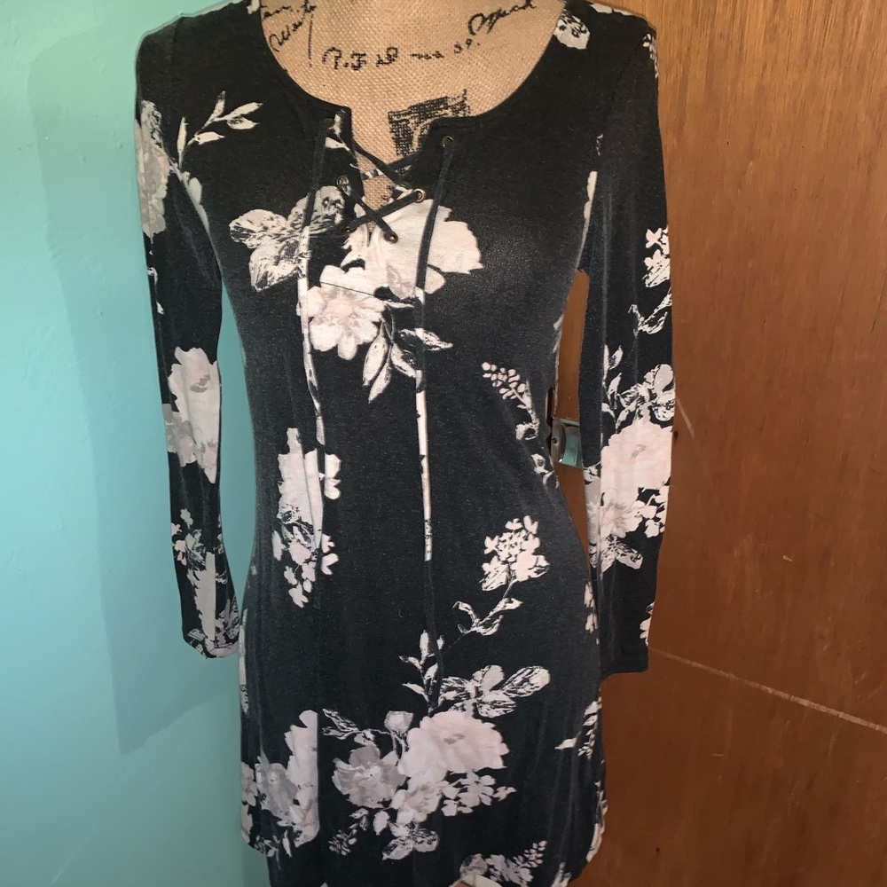 Living doll long  sleeved floral dress